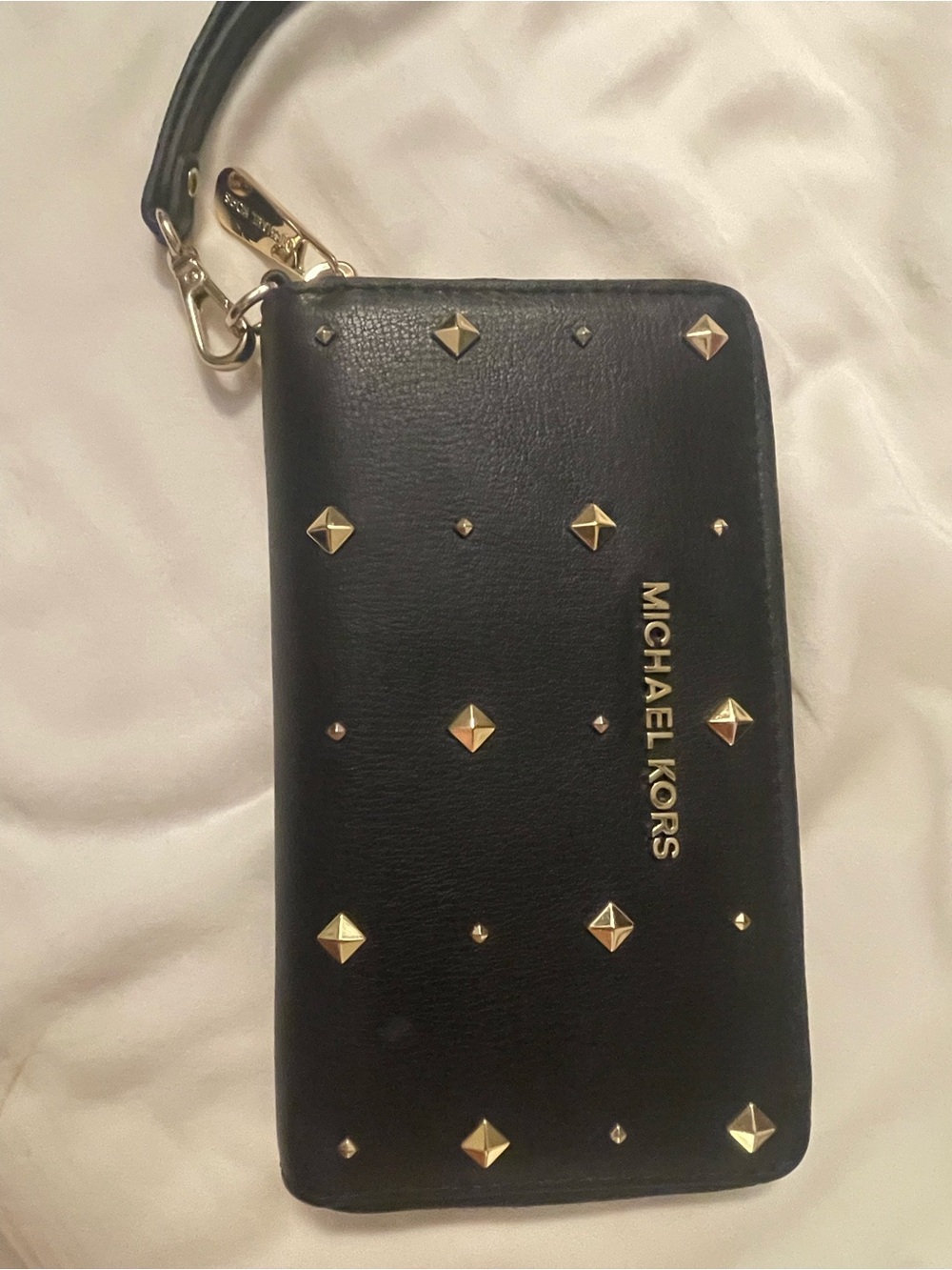 Michael Kors Black Gold-Stud Wristlet Phone Case